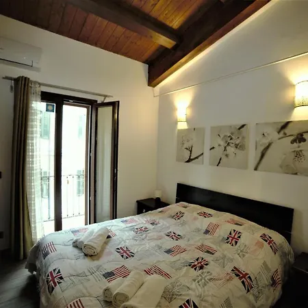 Casa Epicarmo Siraküza