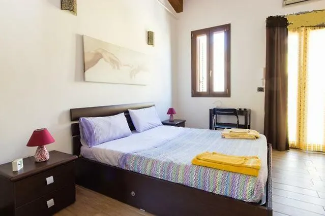 Casa Epicarmo * Syrakus